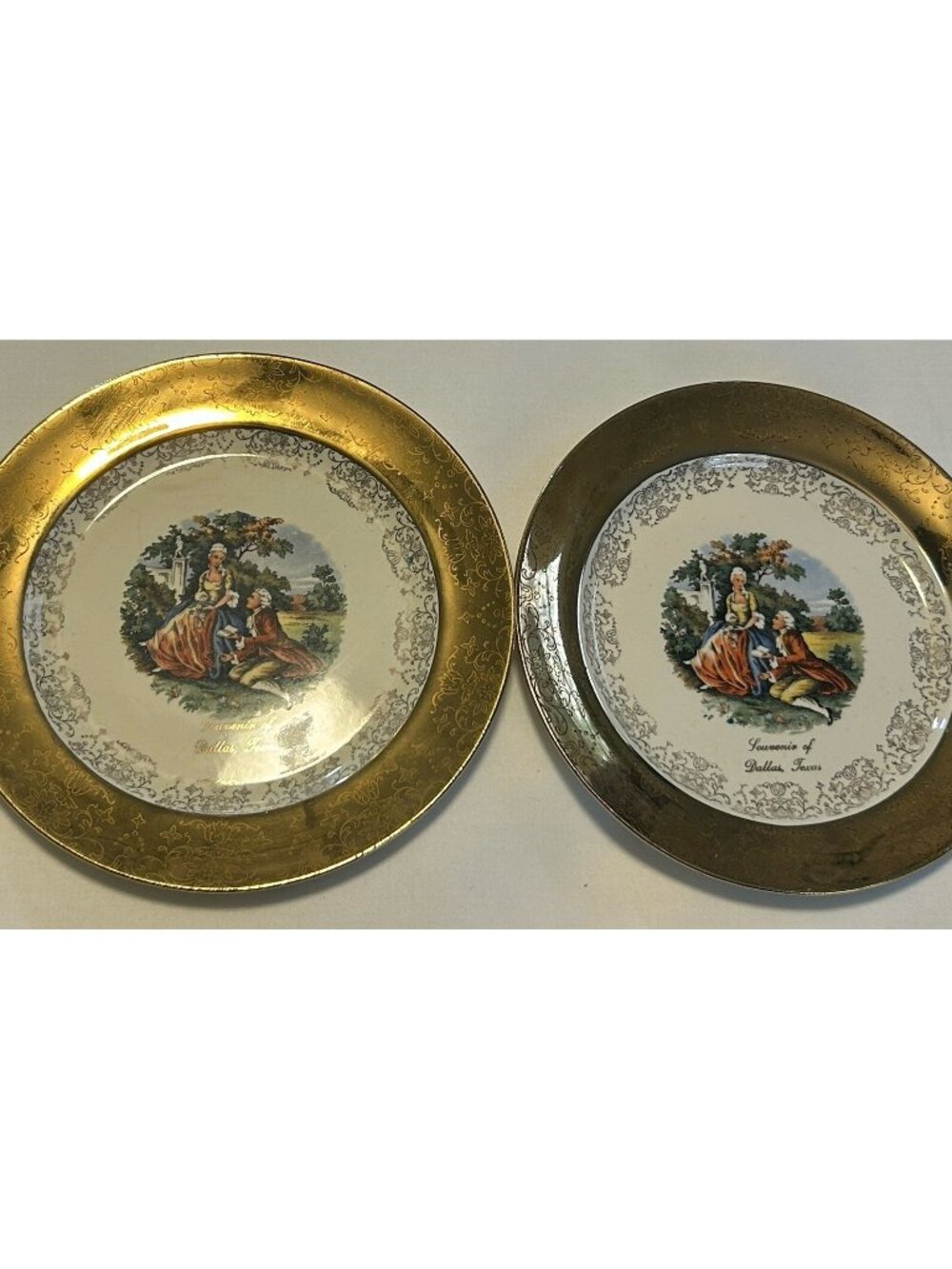 Sabin Crest-O-Gold 22K Dessert 2 Plates Dallas Texas 9" Vintage Courting Couple